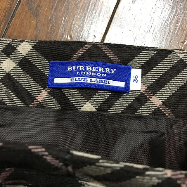 BURBERRY(バーバリー)のバーバリースカート レディースのスカート(ひざ丈スカート)の商品写真