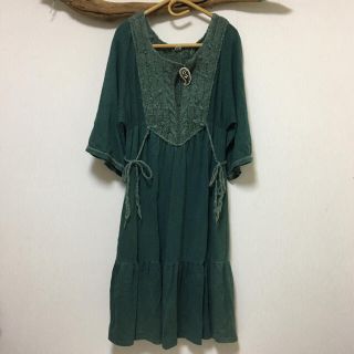 ファッティー(PHATEE)のChewin' Bacco (チューインバッコ) WOOL切り替えワンピース(ひざ丈ワンピース)