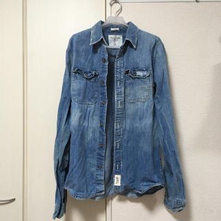 アバクロンビーアンドフィッチ(Abercrombie&Fitch)のメンズ デニムシャツ(シャツ)