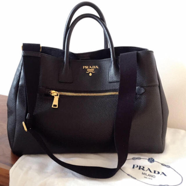 現品限り一斉値下げ! 値下げます。プラダ PRADA サフィアーノ バッグ