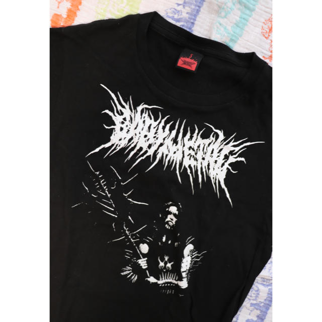 ベビーメタル BABYMETAL 2016 白ミサTシャツ Sサイズ エンタメ/ホビーのタレントグッズ(女性タレント)の商品写真