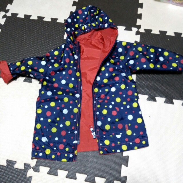 UNITED ARROWS(ユナイテッドアローズ)のユナイテッドアローズ　Grin Kids　95　リバーシブルの雨具　ポリエステル キッズ/ベビー/マタニティのキッズ服女の子用(90cm~)(ジャケット/上着)の商品写真