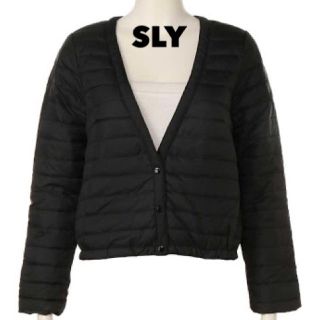 スライ(SLY)のpatta様専用☆ SLY インナーダウン Vネック ブラック 新品・タグ付き(ダウンジャケット)