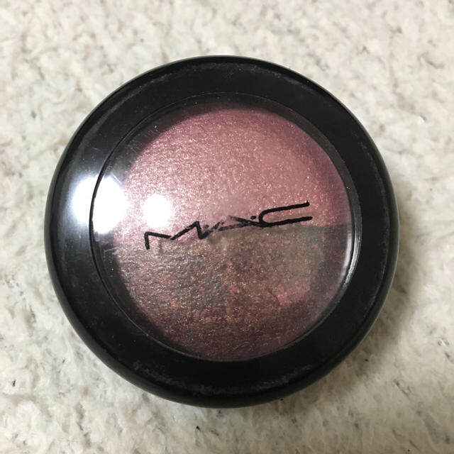 MAC(マック)の☆値下げ☆ 未使用！MAC ミネラライズアイシャドウ コスメ/美容のベースメイク/化粧品(アイシャドウ)の商品写真