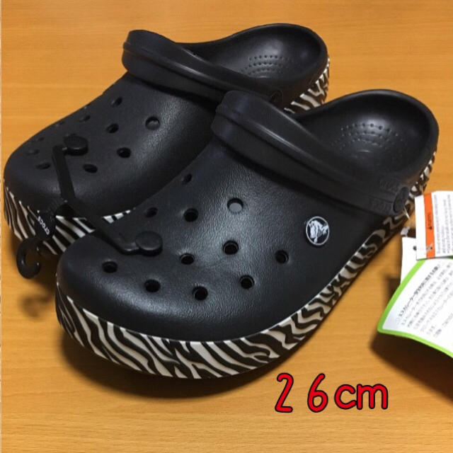 crocs(クロックス)の新品 26㎝ クロックス クロックバンド アニマルプリント クロッグ ブラック メンズの靴/シューズ(サンダル)の商品写真