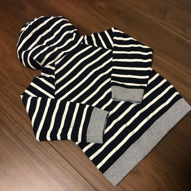 PETIT BATEAU(プチバトー)のプチバトー 80 ボーダー パーカー キッズ/ベビー/マタニティのベビー服(~85cm)(ジャケット/コート)の商品写真