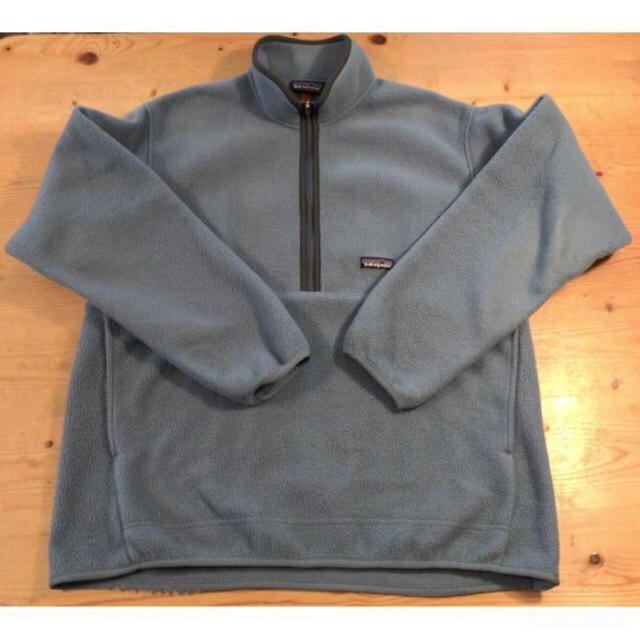 patagonia(パタゴニア)のPatagonia　フリース　グレー　Lサイズ メンズのジャケット/アウター(マウンテンパーカー)の商品写真
