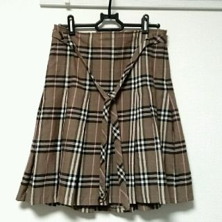 バーバリー(BURBERRY)のバーバリーブルーレーベル レディース チェックスカート(ひざ丈スカート)