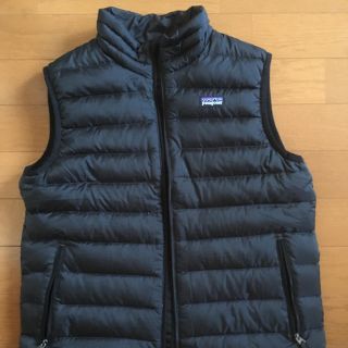 パタゴニア(patagonia)のパタゴニアpatagonia 黒ブラックダウンベスト キッズL150-160(ジャケット/上着)