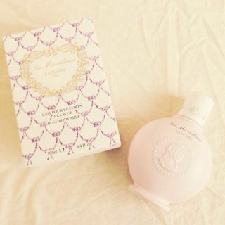 レメルヴェイユーズラデュレ(Les Merveilleuses LADUREE)のラデュレ ローズボディミルク 190ml(その他)