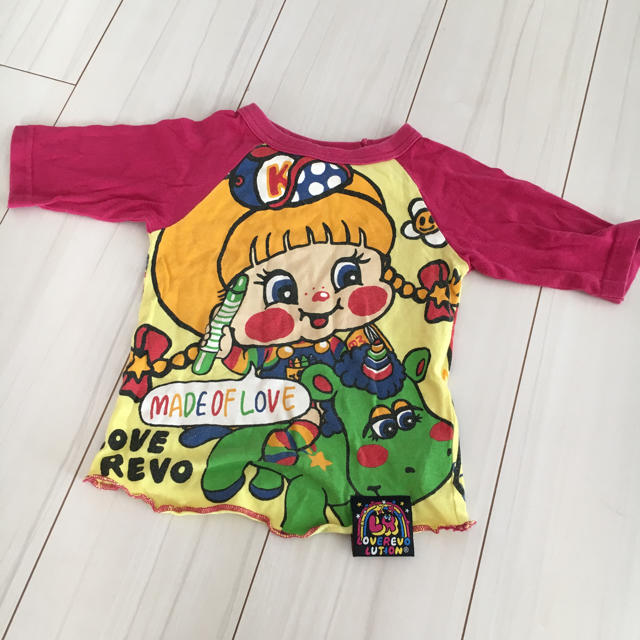 LOVE REVOLUTION(ラブレボリューション)のラブレボ90cm キッズ/ベビー/マタニティのキッズ服女の子用(90cm~)(Tシャツ/カットソー)の商品写真