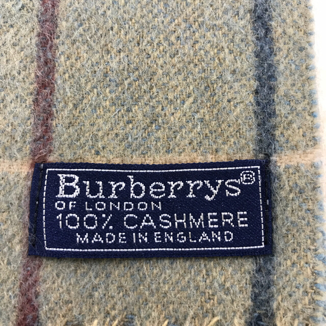 BURBERRY(バーバリー)のバーバリーマフラー 寒くなりました 値下げします レディースのファッション小物(マフラー/ショール)の商品写真