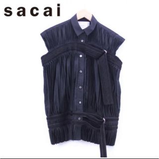 サカイ(sacai)のsacai プリーツトップス(シャツ/ブラウス(半袖/袖なし))