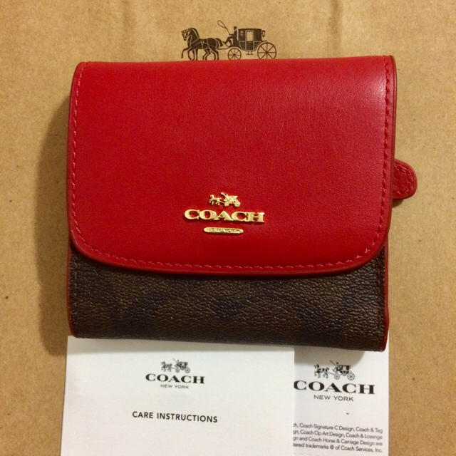 Yuuさま専用 COACH 人気の折り財布 新色 レッド