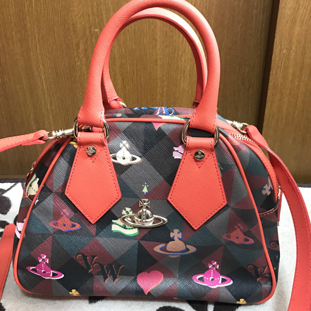 Vivienne Westwood(ヴィヴィアンウエストウッド)のVivienne Westwood レディースのバッグ(ハンドバッグ)の商品写真