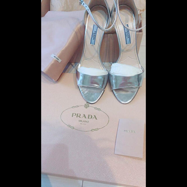 PRADA(プラダ)の値下げ夏春プラダ PRADA サンダル  レディースの靴/シューズ(サンダル)の商品写真