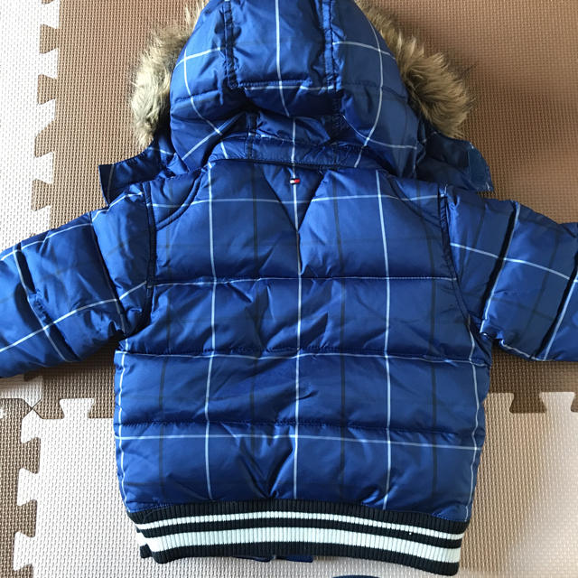 TOMMY HILFIGER(トミーヒルフィガー)のトミーヒルフィガー ダウン キッズ/ベビー/マタニティのキッズ服男の子用(90cm~)(ジャケット/上着)の商品写真