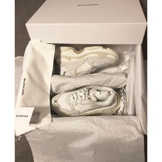 バレンシアガ(Balenciaga)の新品【Balenciaga - Triple-S】38 トリプル S ホワイト(スニーカー)