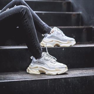 Balenciaga - 新品【Balenciaga - Triple-S】38 トリプル S ホワイト ...