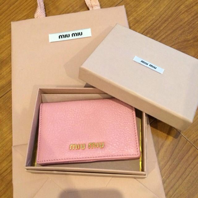 Miumiu♡新品名刺入れ - 名刺入れ/定期入れ