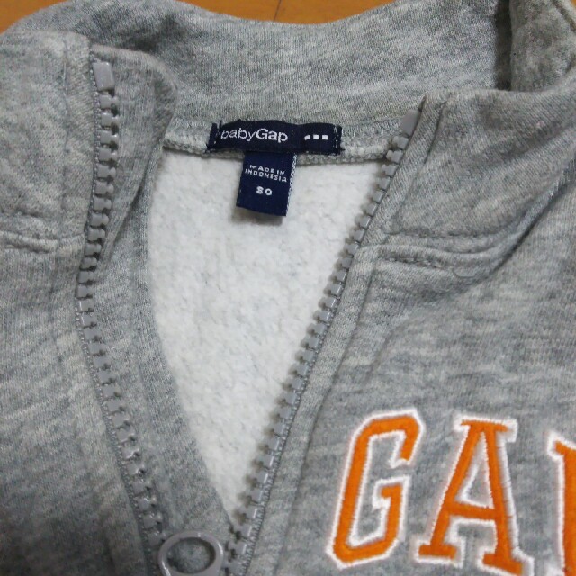 babyGAP(ベビーギャップ)の80㎝トレーナー キッズ/ベビー/マタニティのベビー服(~85cm)(トレーナー)の商品写真