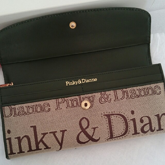 Pinky&Dianne(ピンキーアンドダイアン)のPinky  &  Dianne  ベージュジャガードXカーキレザー  長財布 レディースのファッション小物(財布)の商品写真