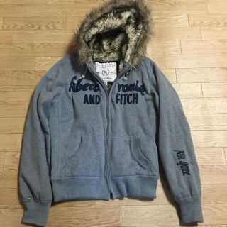 アバクロンビーアンドフィッチ(Abercrombie&Fitch)のアバクロのパーカー(パーカー)