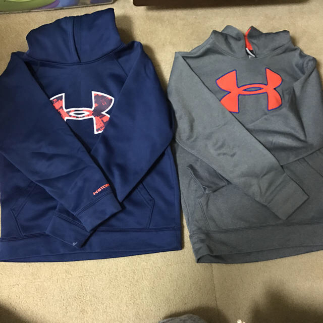 UNDER ARMOUR(アンダーアーマー)のアンダーアーマー  パーカージュニア スポーツ/アウトドアのランニング(ウェア)の商品写真