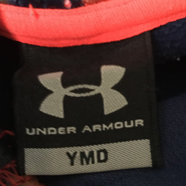 UNDER ARMOUR(アンダーアーマー)のアンダーアーマー  パーカージュニア スポーツ/アウトドアのランニング(ウェア)の商品写真