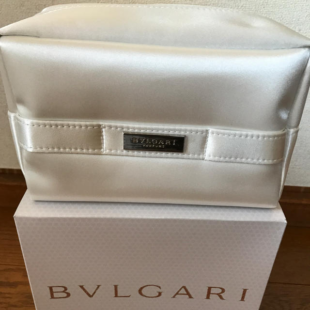 BVLGARI(ブルガリ)のBVLGARIのポーチ 最終値下げ！ レディースのファッション小物(ポーチ)の商品写真