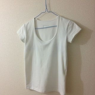 セオリー(theory)のtheory お買い得です。超美品(Tシャツ(半袖/袖なし))