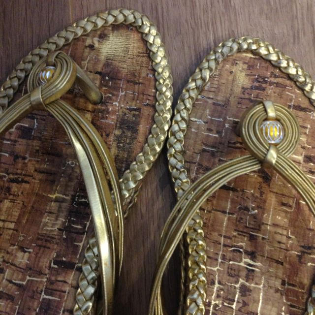 ゴールド夏サンダル レディースの靴/シューズ(サンダル)の商品写真