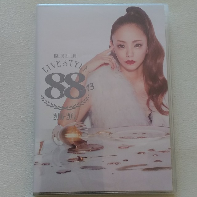 安室奈美恵 LIVE STYLE 2016-2017 DVD エンタメ/ホビーのDVD/ブルーレイ(ミュージック)の商品写真