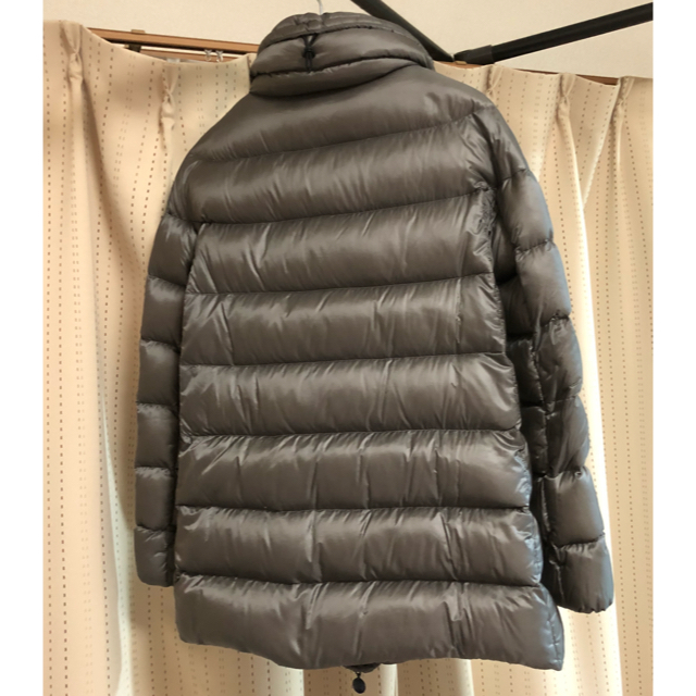 MONCLER(モンクレール)のうさぎ様お取り置きモンクレール国内正規ELEVEE 00 レディースのジャケット/アウター(ダウンジャケット)の商品写真