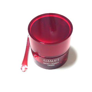 アスタリフト(ASTALIFT)の≪✨未使用品✨≫アスタリフト ナイトチャージクリーム30g(フェイスクリーム)