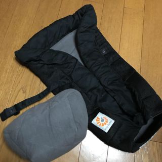 エルゴベビー(Ergobaby)のエルゴベビー☆インファントインサート☆ブラックメッシュ(抱っこひも/おんぶひも)