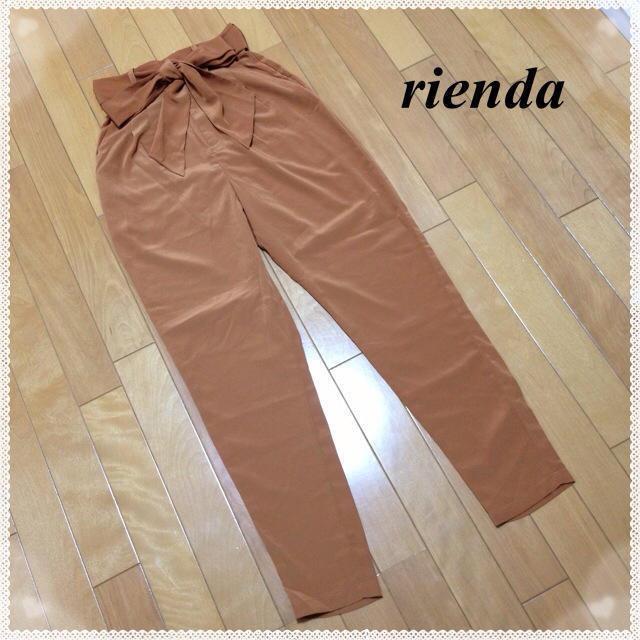 rienda(リエンダ)のrienda♡リボンベルト付きパンツ レディースのパンツ(カジュアルパンツ)の商品写真