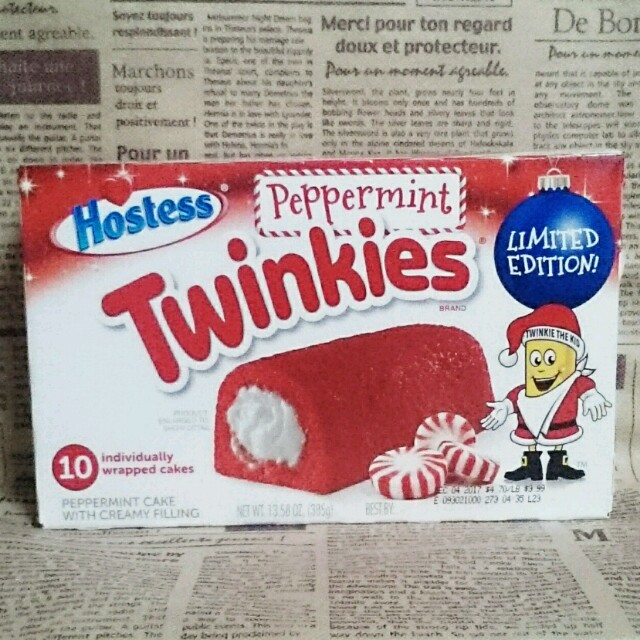 Hostess Twinkies Peppermint☆期間限定☆アメリカお菓子 食品/飲料/酒の食品(菓子/デザート)の商品写真