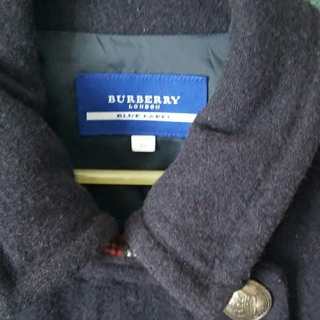 BURBERRY BLUE LABEL(バーバリーブルーレーベル)のPコート☆バーバリー ブルーレーベル☆38☆難有り レディースのジャケット/アウター(ピーコート)の商品写真