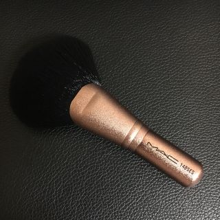 マック(MAC)のMAC   スノーボール  限定  フェイスブラシ(その他)