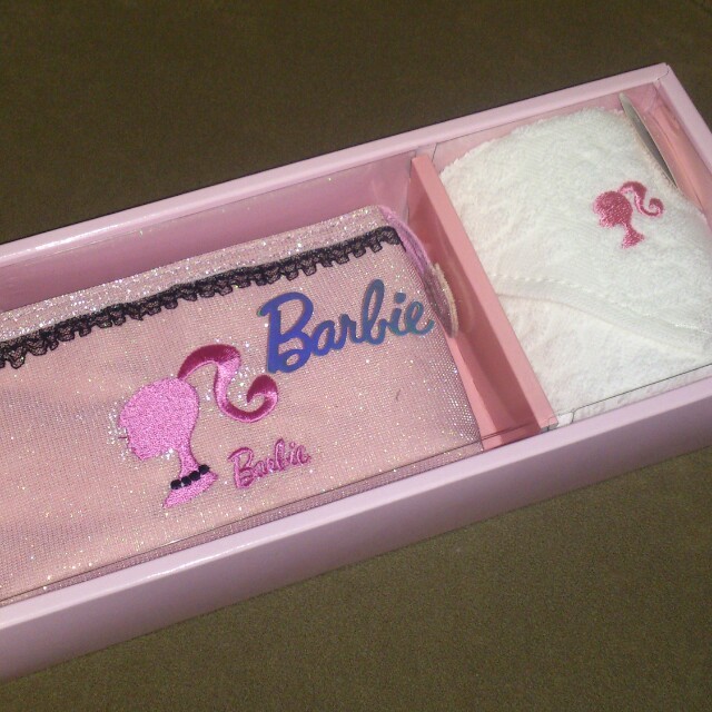 Barbie(バービー)のBarbie ギフトセット レディースのファッション小物(ハンカチ)の商品写真