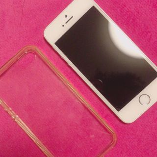 .✩ お買い得 iPhone5s au シルバー 32GB(スマートフォン本体)