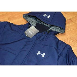 アンダーアーマー(UNDER ARMOUR)の土日限定『未使用タグつき』アンダーアーマー ベンチコート(トレーニング用品)