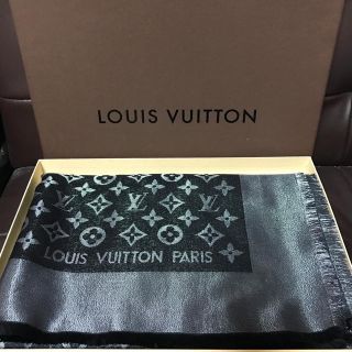 ルイヴィトン(LOUIS VUITTON)のルイ・ヴィトン シャイン モノグラム ストール(ストール)