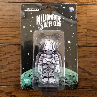 ビリオネアボーイズクラブ(BBC)のぴぴぴ様専用 bbc pharrell bearbrick nmd(その他)