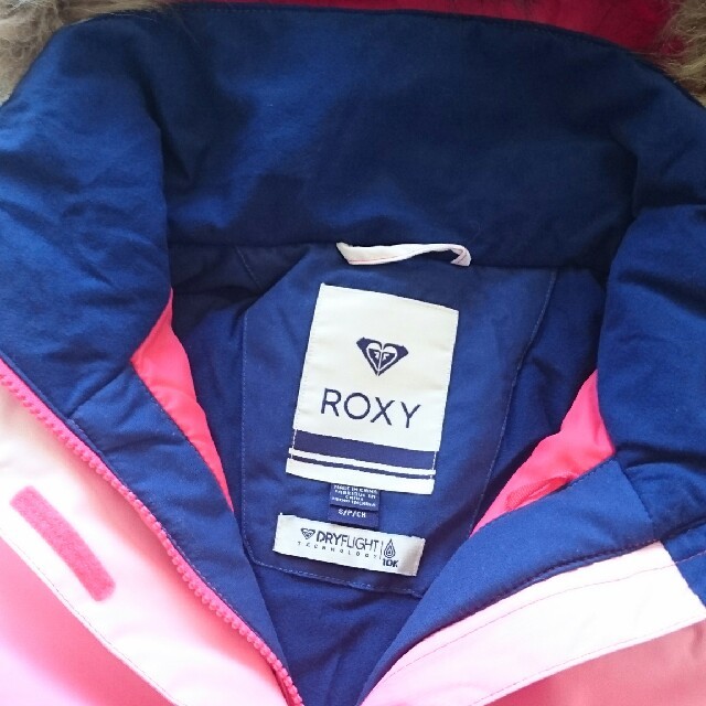 Roxy(ロキシー)の値下げ！美品ロキシーROXYのスノーボードウェア☆ジャケットスキーバートンＯＰ スポーツ/アウトドアのスノーボード(ウエア/装備)の商品写真