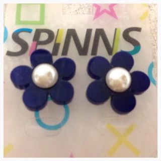 スピンズ(SPINNS)のスピンズ デイジーピアス(ピアス)