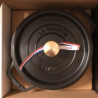 ストウブ(STAUB)の★新品★ストウブ Staub ピコ ココットラウンド Rund 22cm(鍋/フライパン)