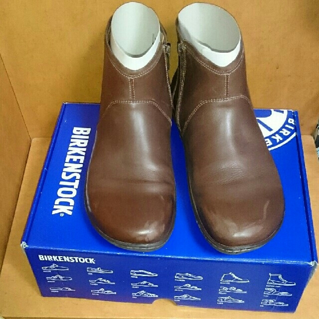 BIRKENSTOCK(ビルケンシュトック)の【るすけ様専用】ビルケンシュトック ベニントン ダークブラウン 40 26.0 レディースの靴/シューズ(ブーツ)の商品写真