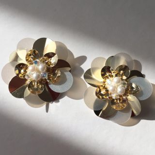 Xmas限定SWAROVSKI×FLOWER(ピアス)